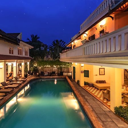 Residence Wat Damnak Сиемрип Экстерьер фото