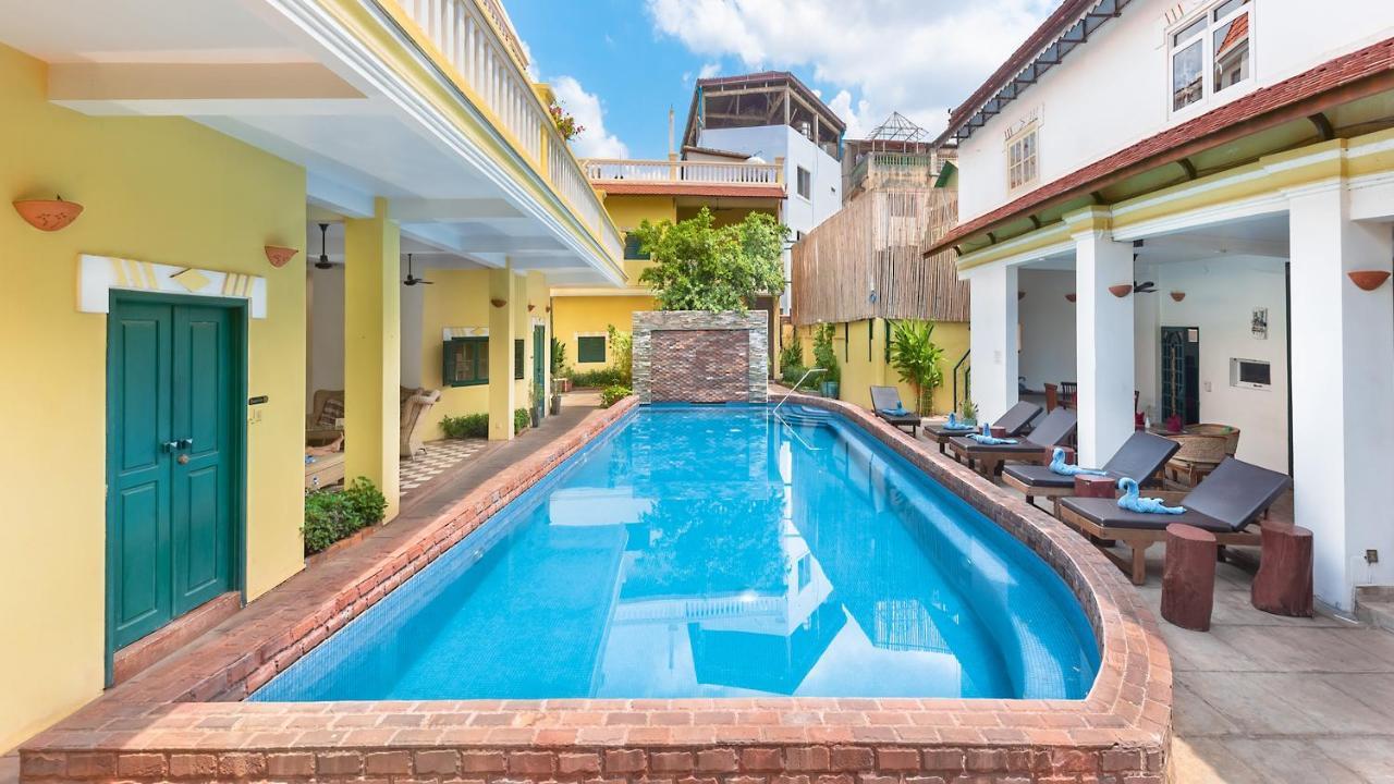 Residence Wat Damnak Сиемрип Экстерьер фото