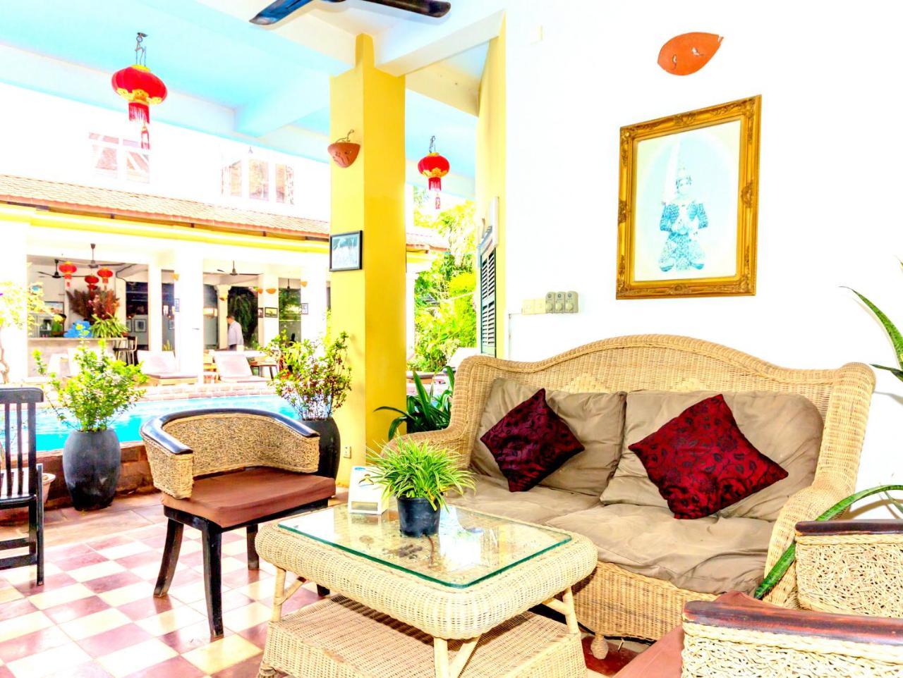Residence Wat Damnak Сиемрип Экстерьер фото