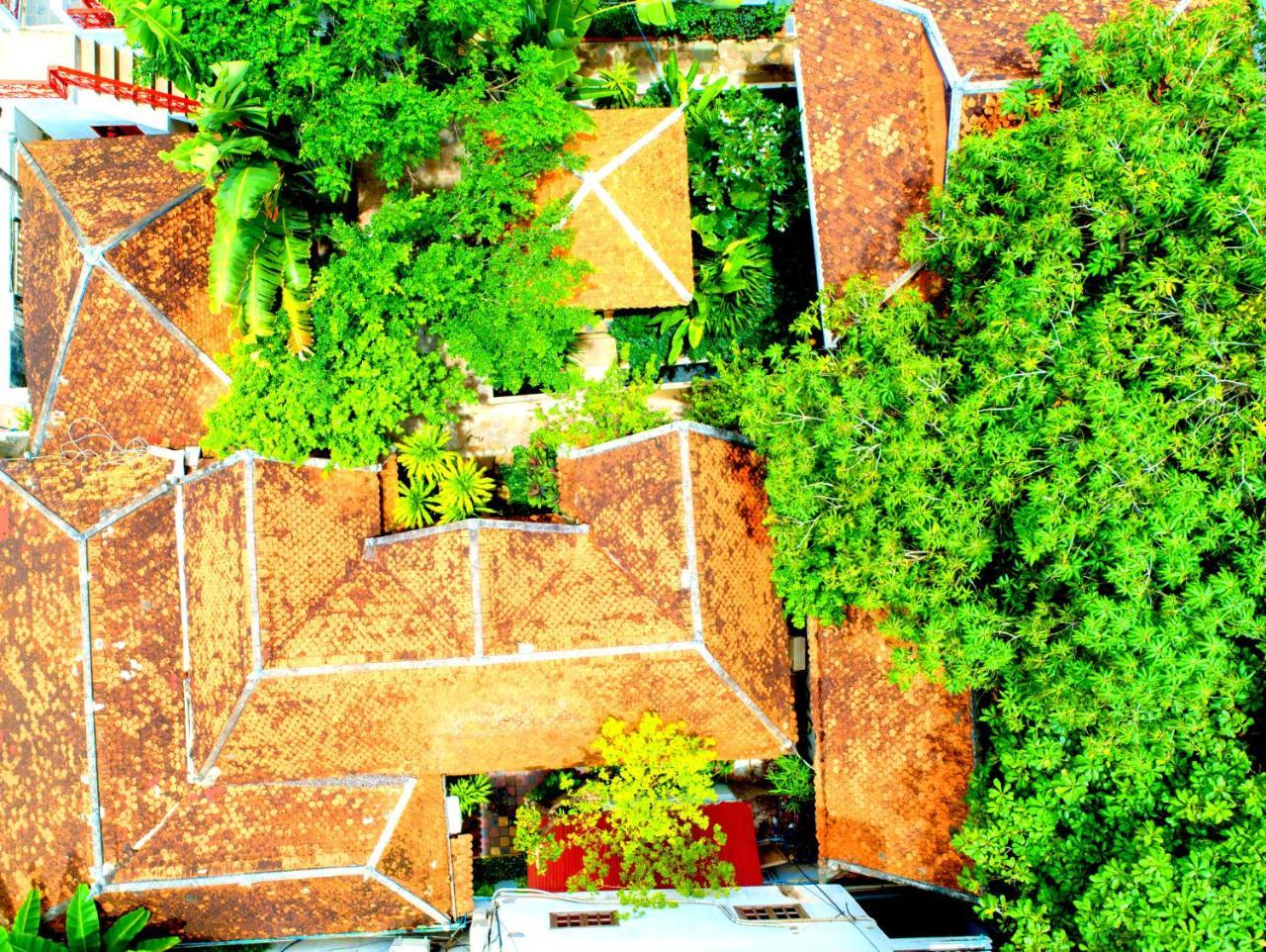 Residence Wat Damnak Сиемрип Экстерьер фото